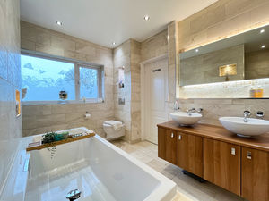 Photo 12- click for photo gallery